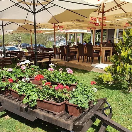 Mines Aparthotel *