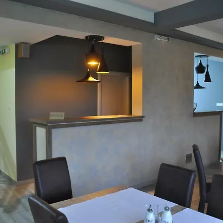 Mines Aparthotel *